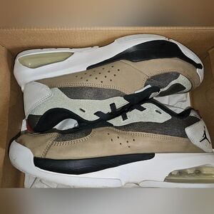 Nike Air Jordan 200E